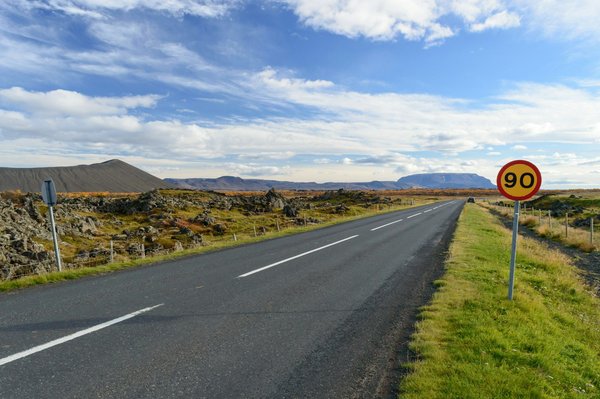 Ralentisseur : sécurisez vos routes avec efficacité et style