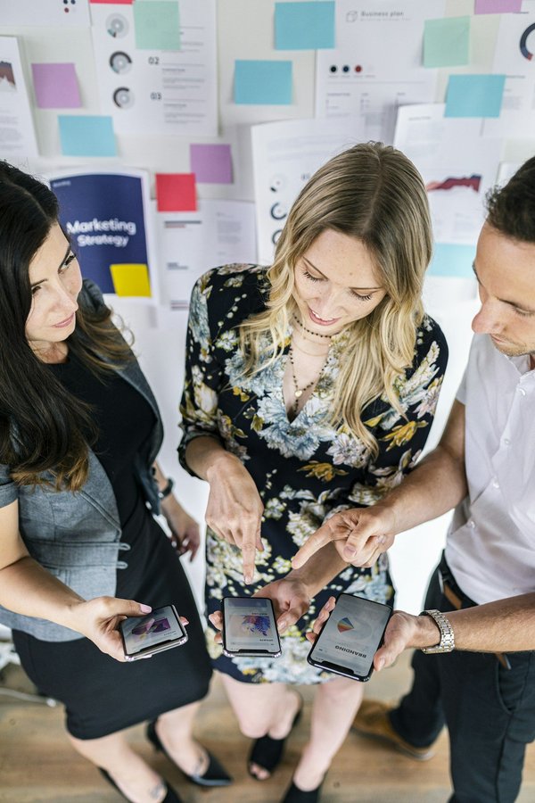 Boostez votre marque avec l'agence influenceur lyon